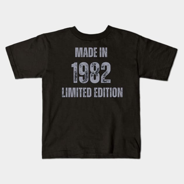 Vintage Made in 1982, Limited Edition  , Gift for Mom Dad Birthday Kids T-Shirt by Mary_Momerwids